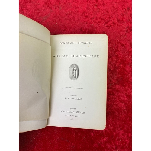 567 - Truly beautiful 1837 edition leather bound copy of Shakespeare's Songs and Sonnets