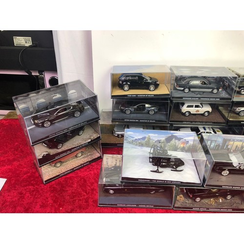 253 - 20 x boxed James Bond collection diecast model cars