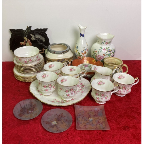 1209 - Mixed box of collectable china and vases, Paragon, Victoriana Rose, cups saucers and teaplates.