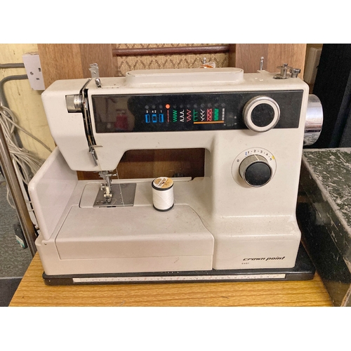 1227 - A Crown Point electric sewing machine A/F