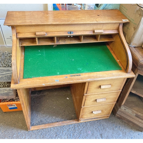 1389 - Intricate child's roll top desk in lovely condition