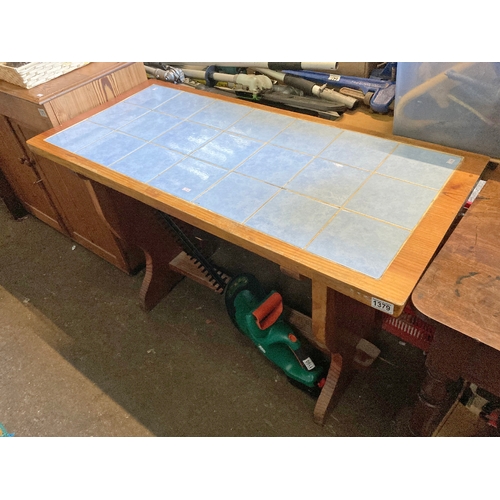 1379 - Light blue tiled dining table of Pine in good condition