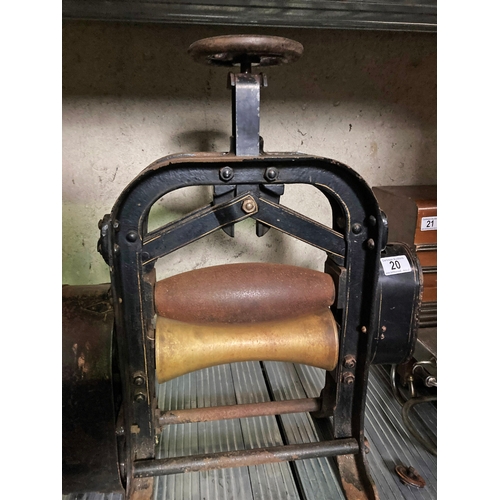 20 - Vintage manual leather press