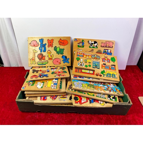 923 - Box of vintage wooden puzzles