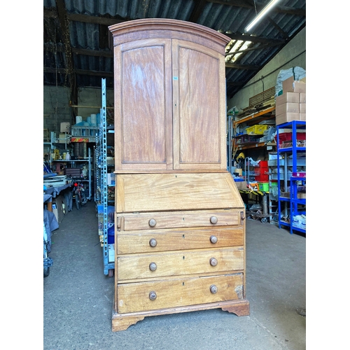 1481 - Large and impressive cupboard dresser with drawers