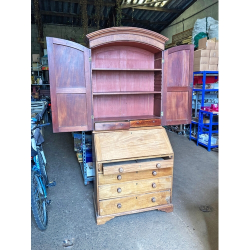 1481 - Large and impressive cupboard dresser with drawers