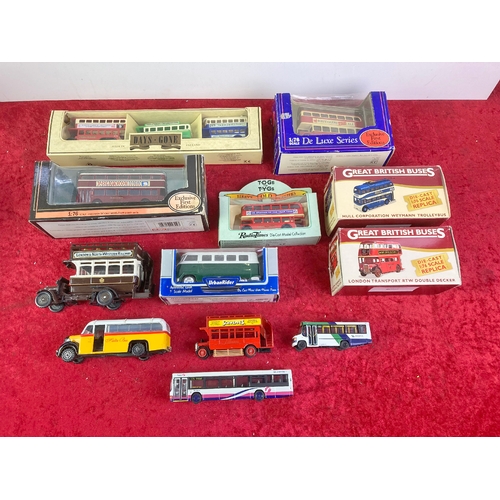 859 - Tray of model buses