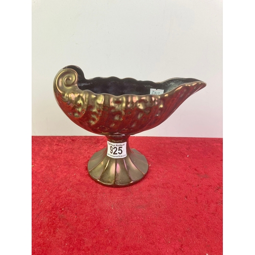 925 - Beswick Shell vase