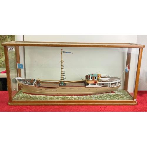 982 - Large cased model ship, case 82 cm across