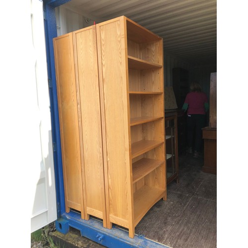 565 - Oak Bookcases x 3 - 195 cm H x 82 cm W x 30 cm D