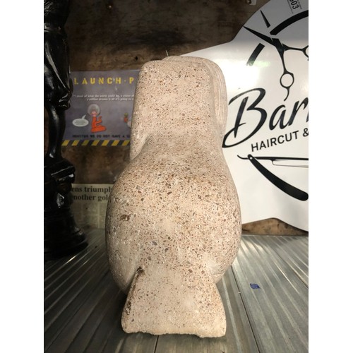 602 - Very heavy stone carving depicting a nude lady, approx.