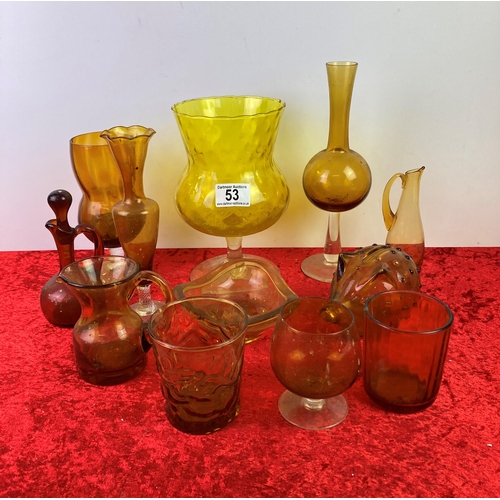 53 - Mixed yellow/orange coloured glassware