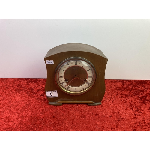 6 - 50s style mantle clock with key approx 18cm high