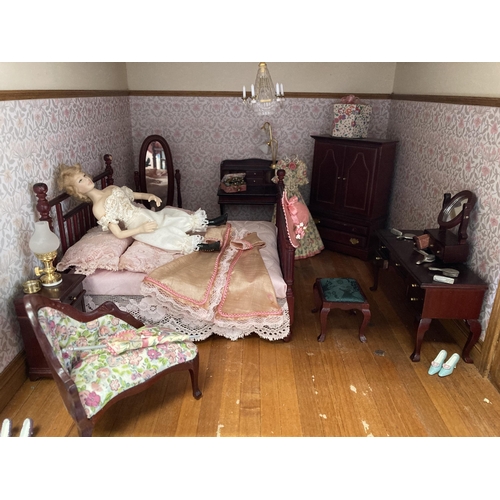 190l - 4-storey dolls house with exceptional detail in furnishings. Flooring lifted in places. Approx 100cm... 