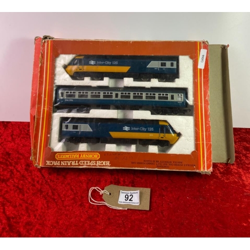 92 - Hornby 00 scale Intercity 125 R.332 high speed model railway set 