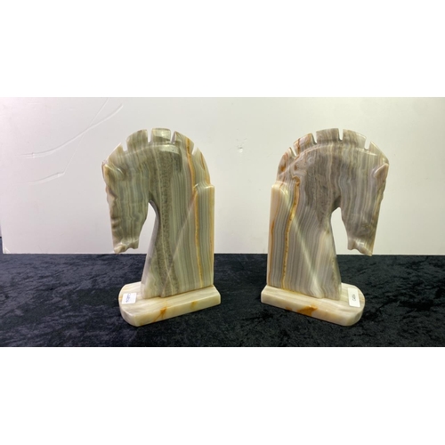 19 - Pair of Mexican horse heads (chess piece style) alabaster/marble bookends