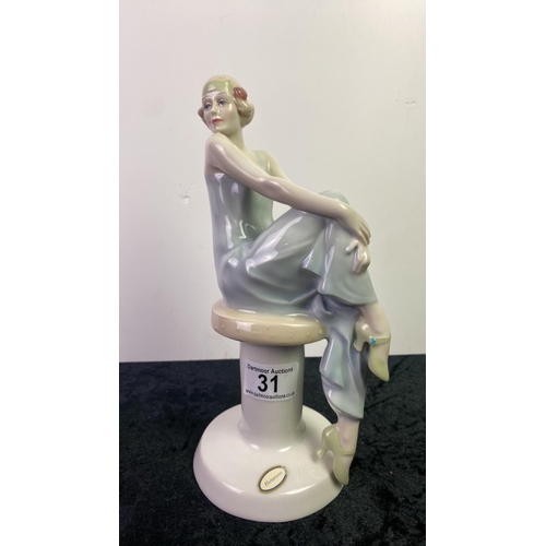 31 - Royal Doulton Reflections figurine - Flirtation HN 3071. Approx 27cm tall