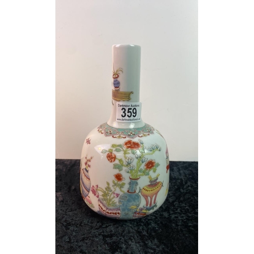 359 - Chinese porcelain oriental painted ceramic vase, mark to base