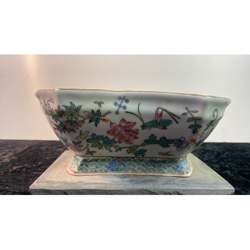 370 - Rectangular Chinese bowl on slate stand