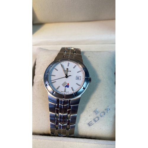 592 - A boxed Edox Gent’s wristwatch