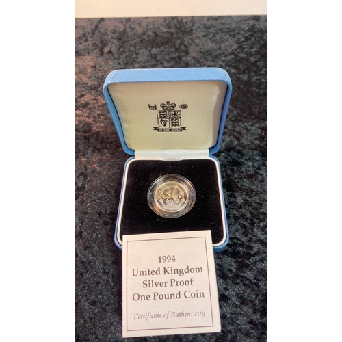 601 - A 1994 silver proof £1 coin