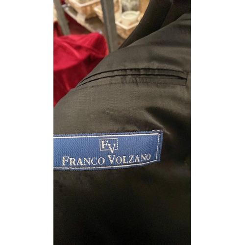 644 - Superb mandarin coloured black Franco Volzano gentleman’s jacket, beautifully lined and tailored, si... 