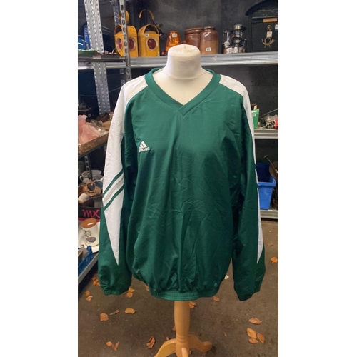 668 - 3 vintage Adidas sports tops and jackets