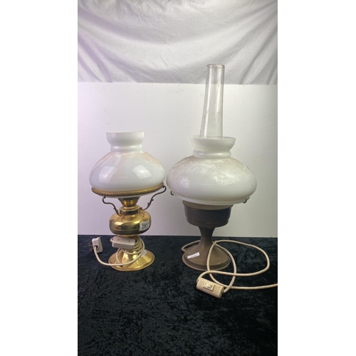 291 - Two magnificent oil lamps