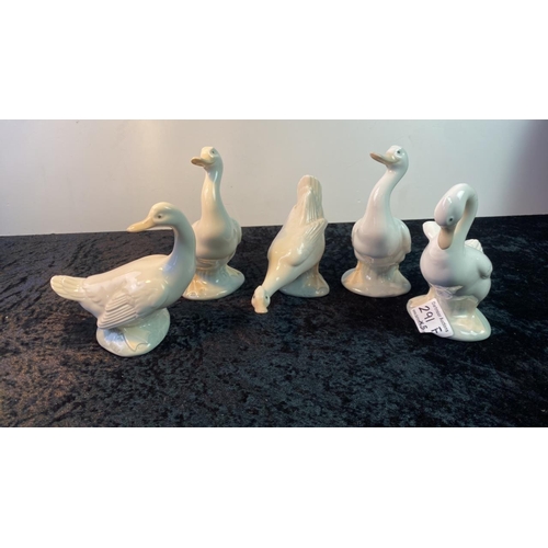 291f - Set of five Lladro NAO geese, 12-15cm tall