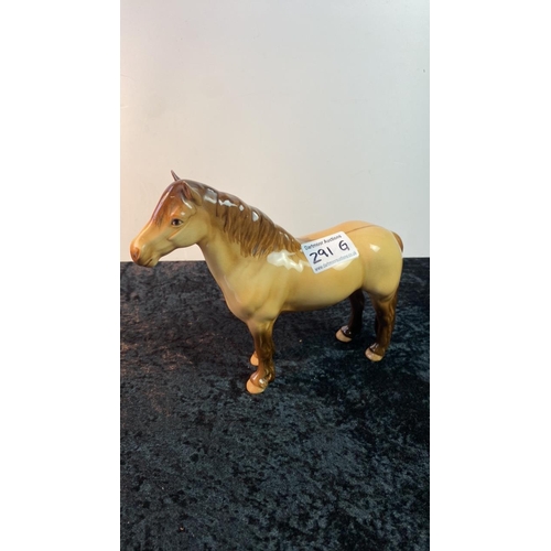 291g - Beswick Highland horse / pony, 18cm tall - repair to one leg