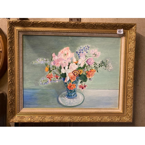 404 - Oil on board A still life vase of flowers in good gilt frame. Measures approx 54cm x 67cm. No visibl... 