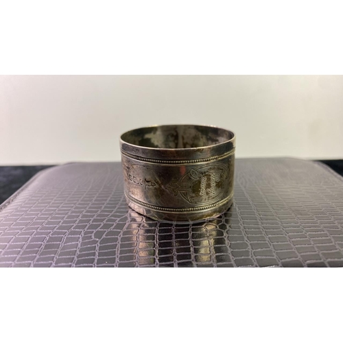 531 - Silver napkin ring, Elaker and Hall, runner date mark, 26g