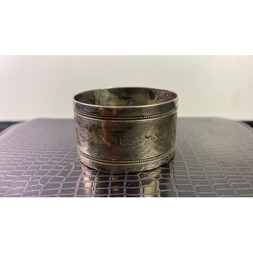 531 - Silver napkin ring, Elaker and Hall, runner date mark, 26g