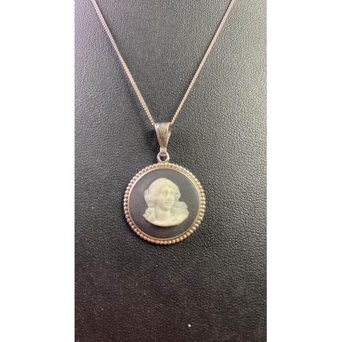 539 - Basalt Wedgwood silver pendant necklace