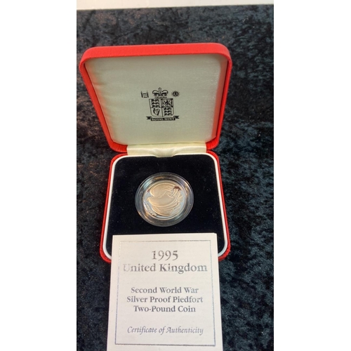 602 - A 1995 Second World War silver proof Piedfort £2 coin