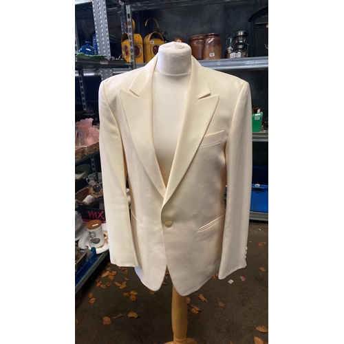 643 - Fabulous cream coloured Hornes (by Appt to HM QEII, Livery Tailors) Greiff dance jacket