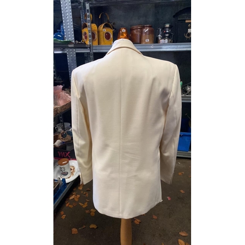 643 - Fabulous cream coloured Hornes (by Appt to HM QEII, Livery Tailors) Greiff dance jacket