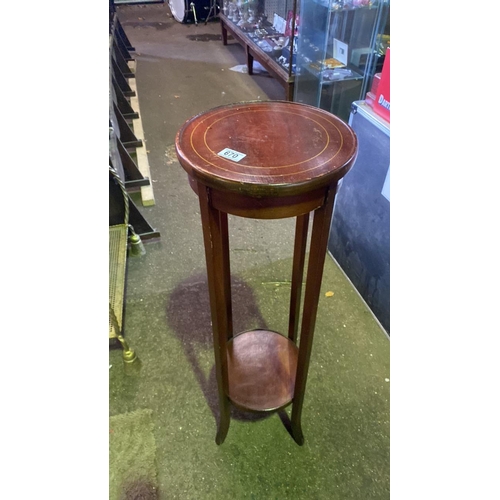 670 - An Edwardian-style whatnot table with nice inlaid detail to top. Approx H98cm D30cm.