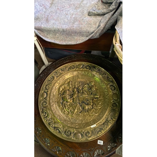 681 - A cracking collection of brass wall plaques in varying sizes, including Shakespeare image, taverns, ... 