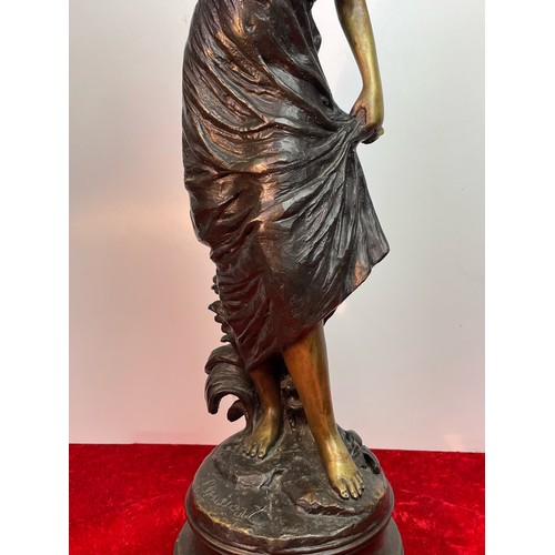 526 - Large and impressive 19th century French bronze sculpture of a young lady in classical style - signe... 