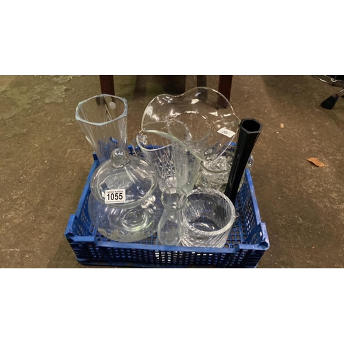 1055 - Mixed glassware including french lead crystal vase etc.