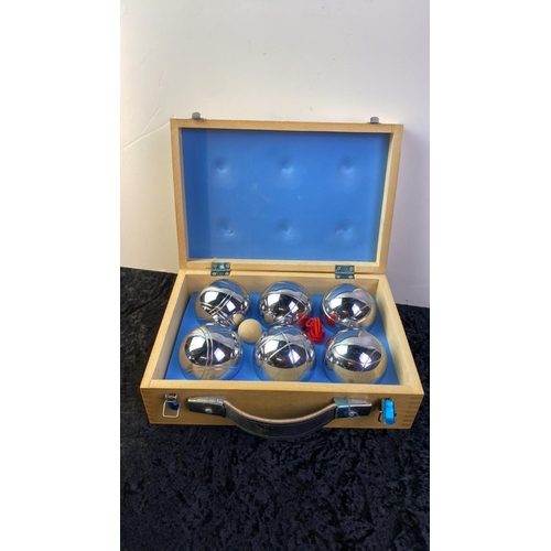 147 - French Boules/Petanque set of 6 balls and Jack in wooden case