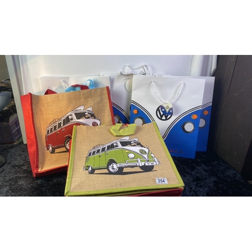 254 - VW Volkswagen hessian shopping bag and gift bags - official licensed product