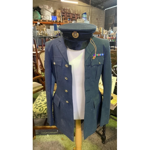 261 - Men’s RAF No.1 Dress uniform jacket and trousers (Height 170, Chest 96, Waist 80) + cap