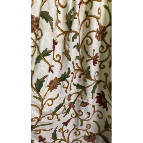 100 - Heavy lined crewel embroidery pair of curtains. Each measures approx 118cm x 144cm