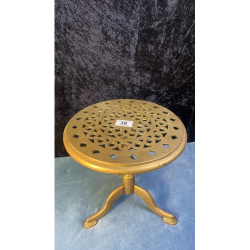 39 - Brass trivet with tilting top, approx 30cm tall (when top is flat)