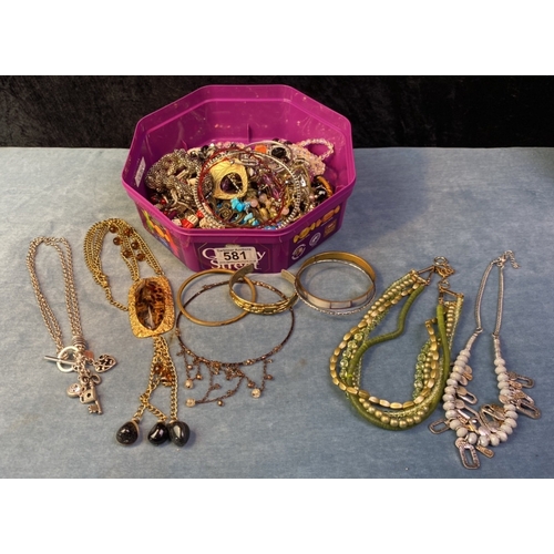 581 - Bangles, beads and a treasure trove of fab costume jewellery