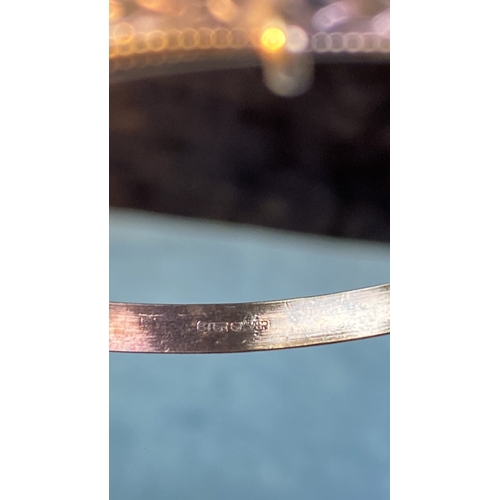 589 - Child's silver bangle