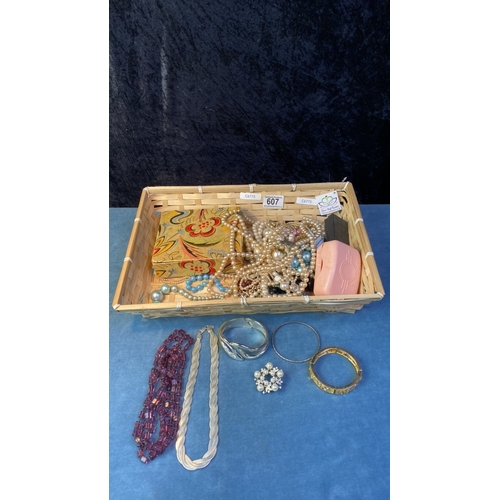 607 - Basket full of vintage and modern delights on the jewellery front with two vintage boxes etc.