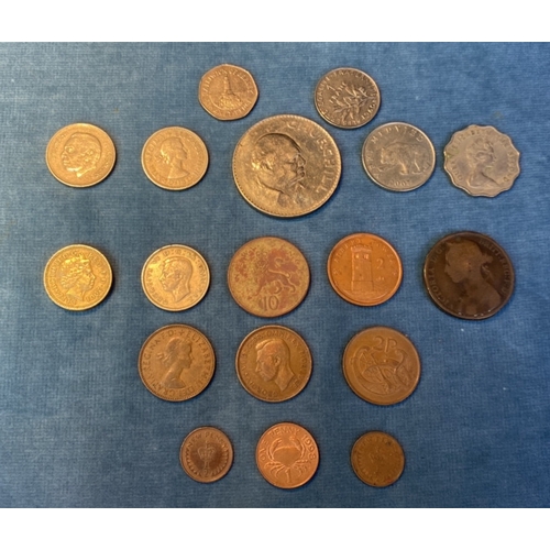 625 - Bag of mixed coins incl. Winston Churchill commerative Crown 1965, 1975 Hong Kong dollar etc